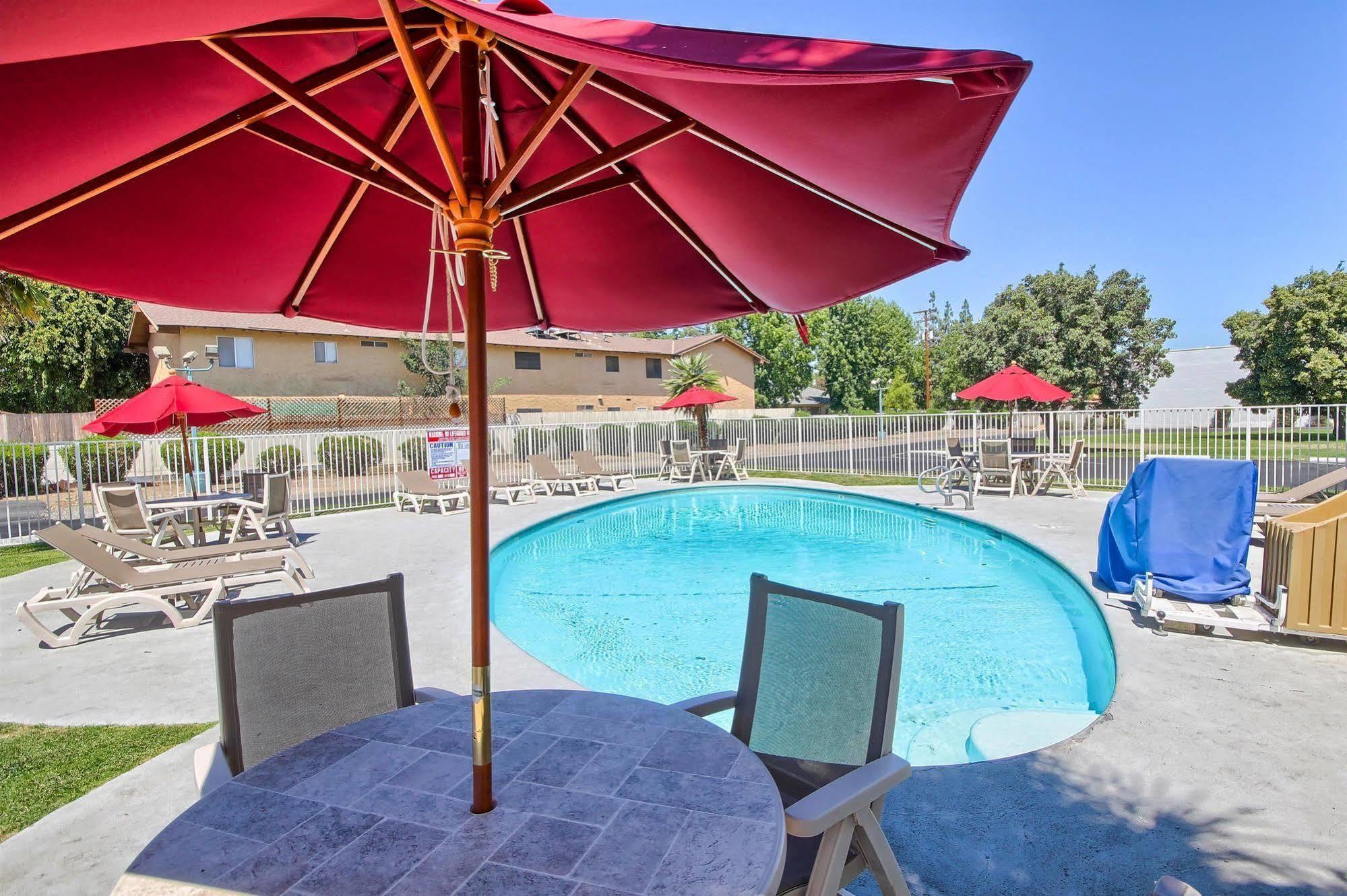 Motel 6-Fresno, Ca - Blackstone North Exterior photo